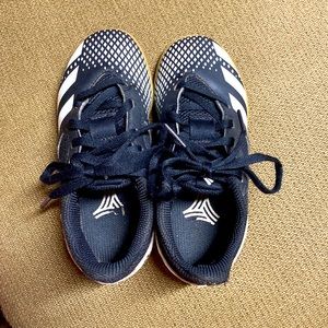 Adidas Toddler size 11 1/2